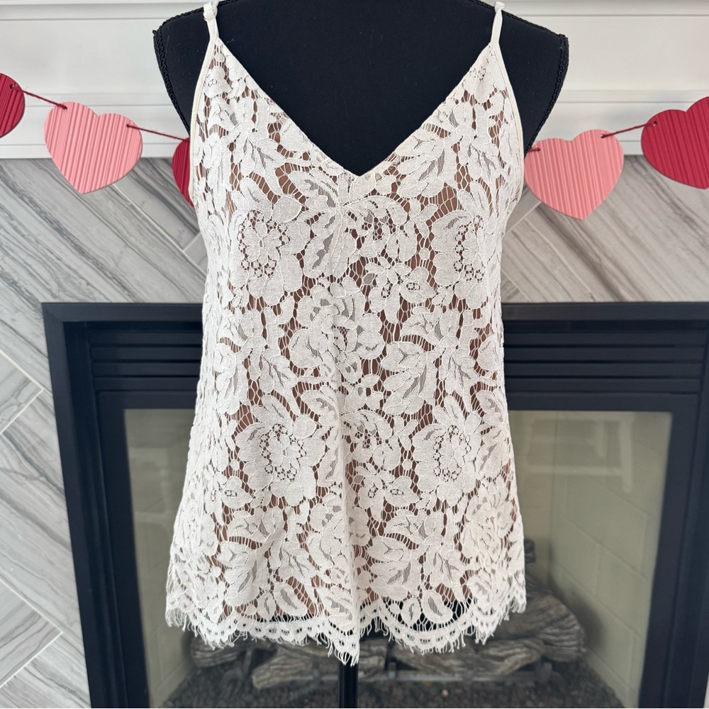 Women’s Space 46 Boutique‎ Small Lace Tank
